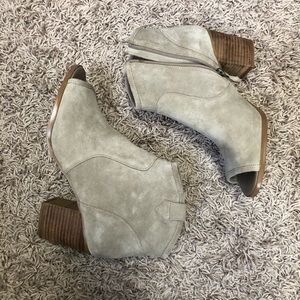 Crown Vintage Western Peep Toe Bootie - Size 8